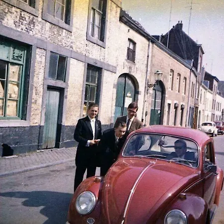 招待所 Artagnan 4*